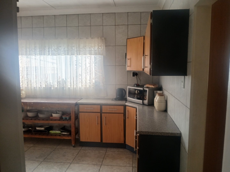 3 Bedroom Property for Sale in Verwoerdpark Northern Cape